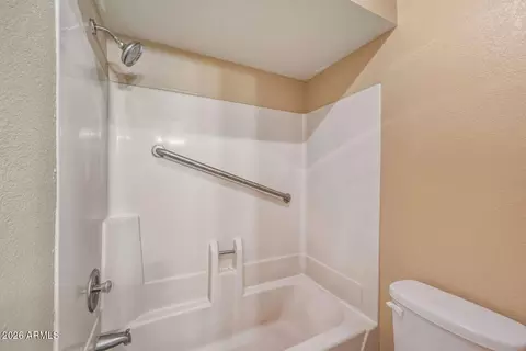 Bath - 6120 E Augusta Cir, Mesa, AZ 85215 photo 2 of 2