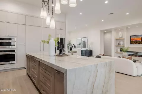Kitchen - 3301 Elm St, Phoenix, AZ 85018 photo 4 of 7
