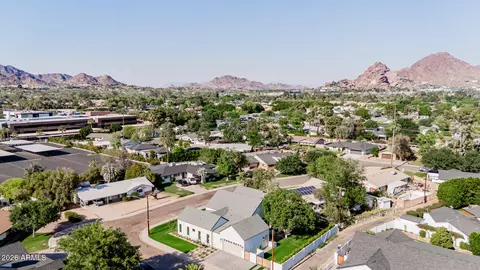 View/Area - 3301 Elm St, Phoenix, AZ 85018 photo 3 of 4