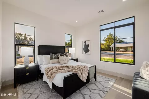 Bedroom - 3301 Elm St, Phoenix, AZ 85018 photo 5 of 6