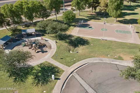 View/Area - 2662 E Valencia St, Gilbert, AZ 85296 photo 5 of 9