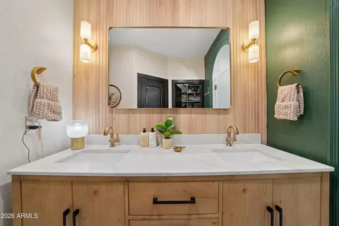 Bath - 2662 E Valencia St, Gilbert, AZ 85296 photo 3 of 4