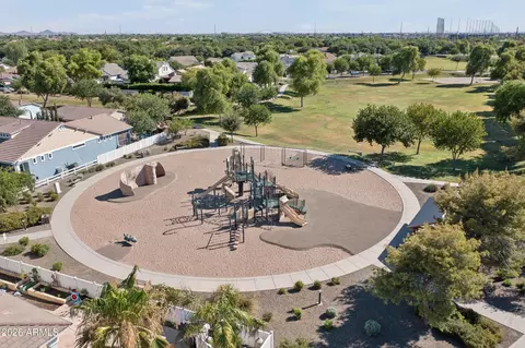 View/Area - 2662 E Valencia St, Gilbert, AZ 85296 photo 7 of 9