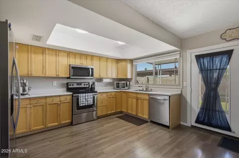 Kitchen - 2132 E Minton Dr, Tempe, AZ 85282 photo 2 of 2