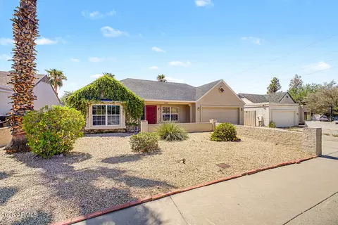 Exterior - 1207 E Tonto Ln, Phoenix, AZ 85024 photo 3 of 14