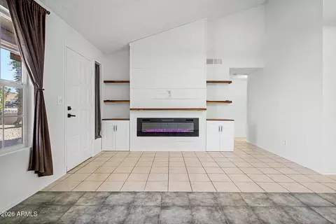 Living - 1207 E Tonto Ln, Phoenix, AZ 85024 photo 5 of 5
