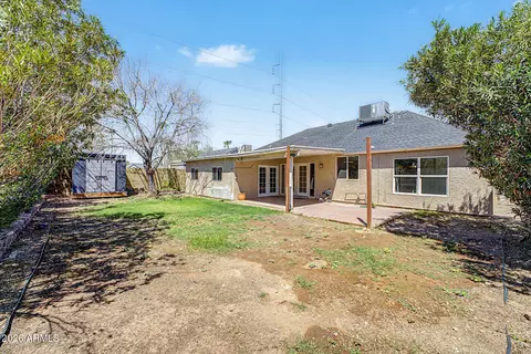 Exterior - 1207 E Tonto Ln, Phoenix, AZ 85024 photo 11 of 14