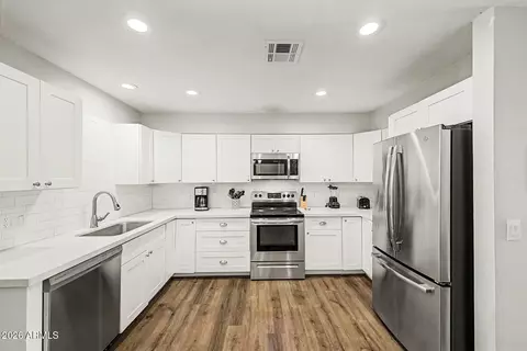 Kitchen - 3158 E Gable Cir, Mesa, AZ 85204 photo 1 of 3