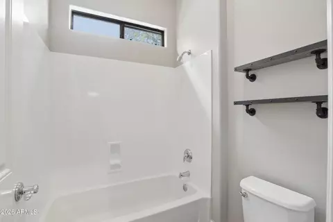 Bath - 3153 E Red Oak Ct, Gilbert, AZ 85297 photo 3 of 3