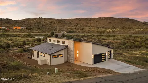 Exterior - 15860 E Broken Bit Rd, Mayer, AZ 86333 photo 2 of 7
