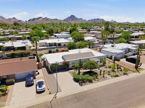 View/Area - 3529 E Cannon Dr, Phoenix, AZ 85028 photo 1 of 4