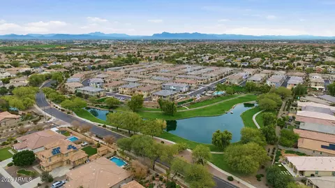 View/Area - 762 E Ginko Ave #201, Gilbert, AZ 85297 photo 1 of 2