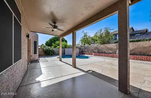 Exterior - 3222 E Wickieup Ln, Phoenix, AZ 85050 photo 6 of 6