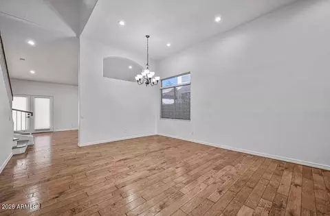 Living - 3222 E Wickieup Ln, Phoenix, AZ 85050 photo 1 of 4