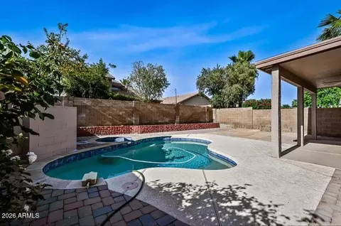 Exterior - 3222 E Wickieup Ln, Phoenix, AZ 85050 photo 5 of 6