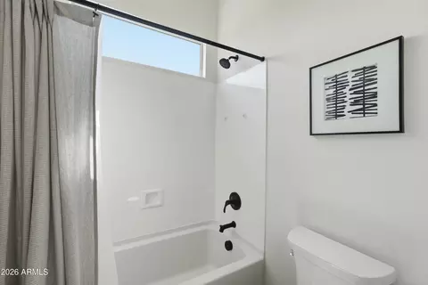 Bath - 11050 E Unity Ave, Mesa, AZ 85212 photo 4 of 5