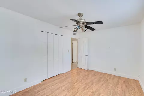 Bedroom - 2801 E Mercer Ln, Phoenix, AZ 85028 photo 1 of 2