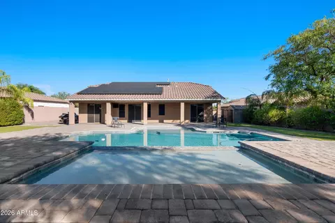 Exterior - 2020 W Bajada Rd, Phoenix, AZ 85085 photo 5 of 17