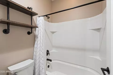 Bath - 2020 W Bajada Rd, Phoenix, AZ 85085 photo 5 of 5