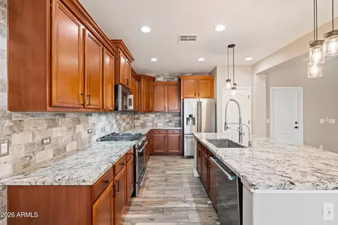 Kitchen - 2020 W Bajada Rd, Phoenix, AZ 85085 photo 2 of 3