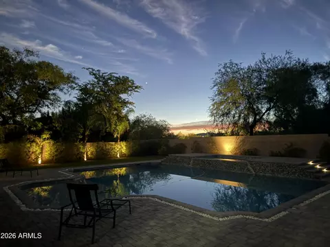 Exterior - 2020 W Bajada Rd, Phoenix, AZ 85085 photo 14 of 17