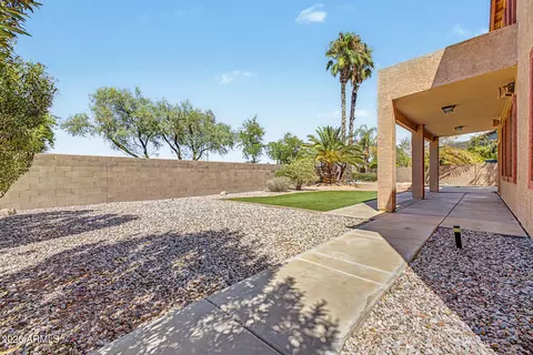 Exterior - 10520 E Olla Ave, Mesa, AZ 85212 photo 4 of 11