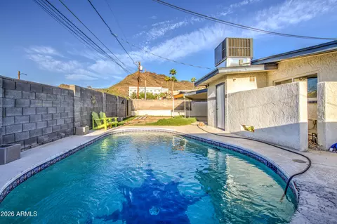 Exterior - 1340 E Townley Ave, Phoenix, AZ 85020 photo 9 of 9