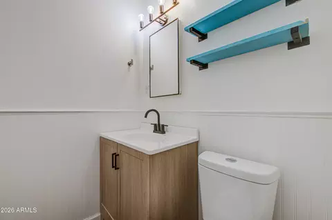 Bath - 1340 E Townley Ave, Phoenix, AZ 85020 photo 6 of 6