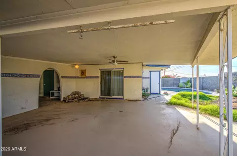 Exterior - 1340 E Townley Ave, Phoenix, AZ 85020 photo 4 of 9