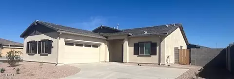 674 W Red Hawk Ct, Casa Grande, AZ 85122