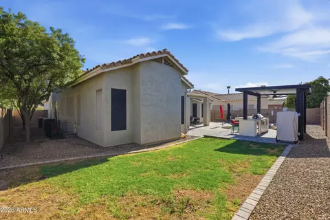 Exterior - 2906 E Merrill Ave, Gilbert, AZ 85234 photo 5 of 8
