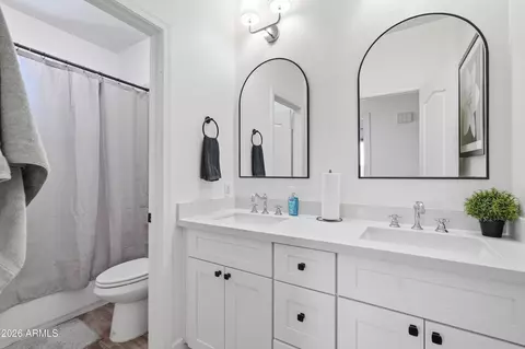 Bath - 2906 E Merrill Ave, Gilbert, AZ 85234 photo 4 of 4