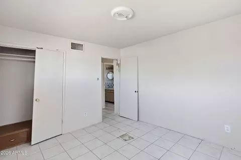 Bedroom - 2743 W Ocotillo Rd, Phoenix, AZ 85017 photo 4 of 4