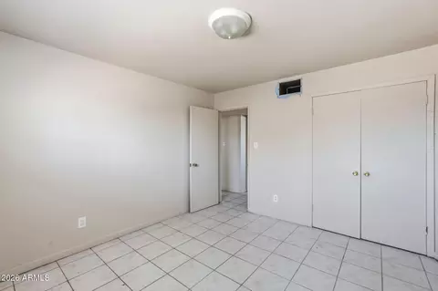 Bedroom - 2743 W Ocotillo Rd, Phoenix, AZ 85017 photo 2 of 4