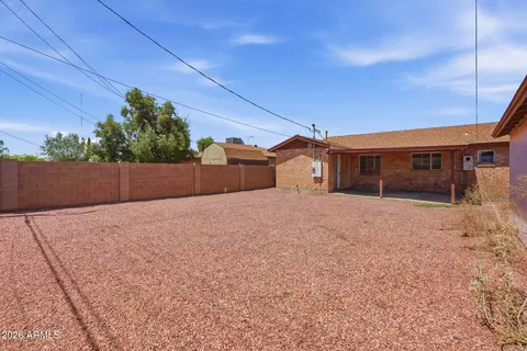 Exterior - 2743 W Ocotillo Rd, Phoenix, AZ 85017 photo 4 of 6