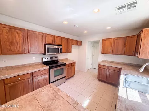 Kitchen - 2856 E Megan St, Gilbert, AZ 85295 photo 4 of 4
