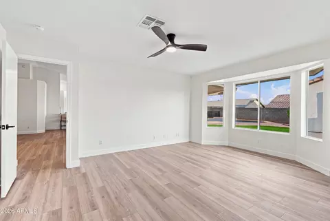 Living - 8123 E Des Moines St, Mesa, AZ 85207 photo 4 of 5
