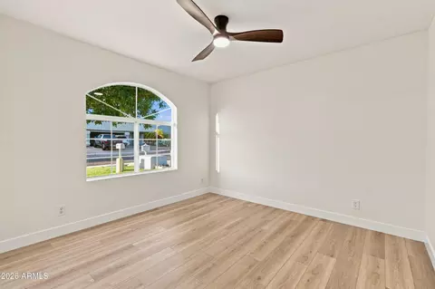Living - 8123 E Des Moines St, Mesa, AZ 85207 photo 5 of 5