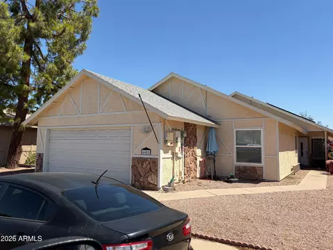 6601 W Poinsettia Dr, Glendale, AZ 85304
