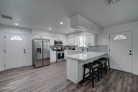 Kitchen - 477 W Baseline Spur, Globe, AZ 85501 photo 1 of 4