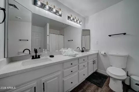 Bath - 477 W Baseline Spur, Globe, AZ 85501 photo 2 of 2