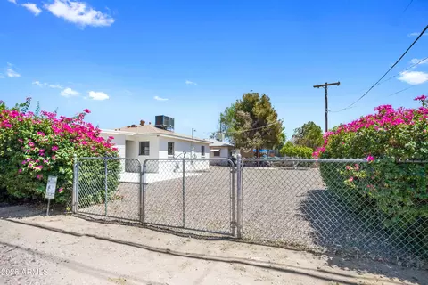 Exterior - 2201 E Campbell Ave, Phoenix, AZ 85016 photo 3 of 6