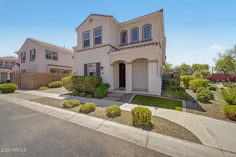 Exterior - 939 E Danbury Dr, Phoenix, AZ 85022 photo 4 of 9