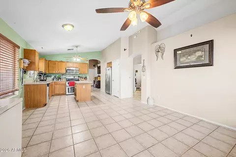 Kitchen - 1096 E Graham Ln, Apache Junction, AZ 85119 photo 2 of 7