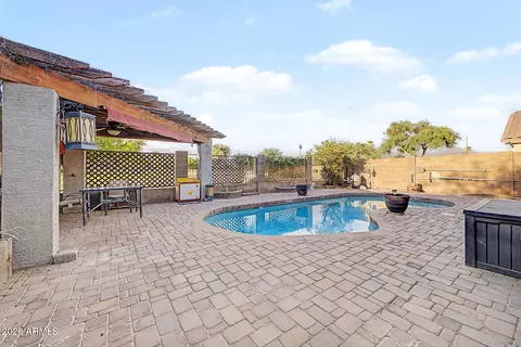 Exterior - 1096 E Graham Ln, Apache Junction, AZ 85119 photo 9 of 14