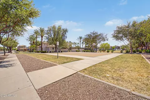 Exterior - 3795 E Hans Dr, Gilbert, AZ 85296 photo 8 of 15