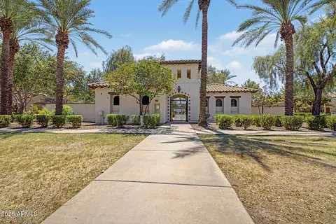 Exterior - 3795 E Hans Dr, Gilbert, AZ 85296 photo 12 of 15