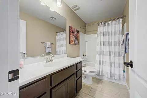 Bath - 3795 E Hans Dr, Gilbert, AZ 85296 photo 4 of 4