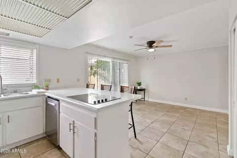 Kitchen - 10 E Hermosa Dr, Tempe, AZ 85282 photo 3 of 3