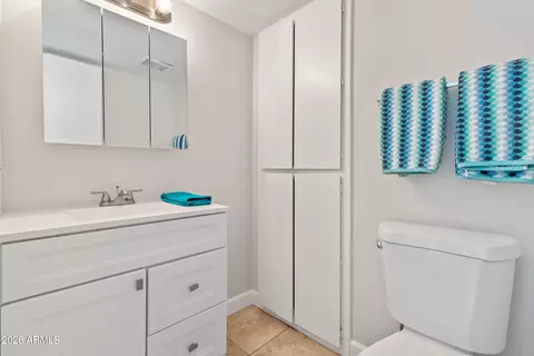 Bath - 10 E Hermosa Dr, Tempe, AZ 85282 photo 1 of 2
